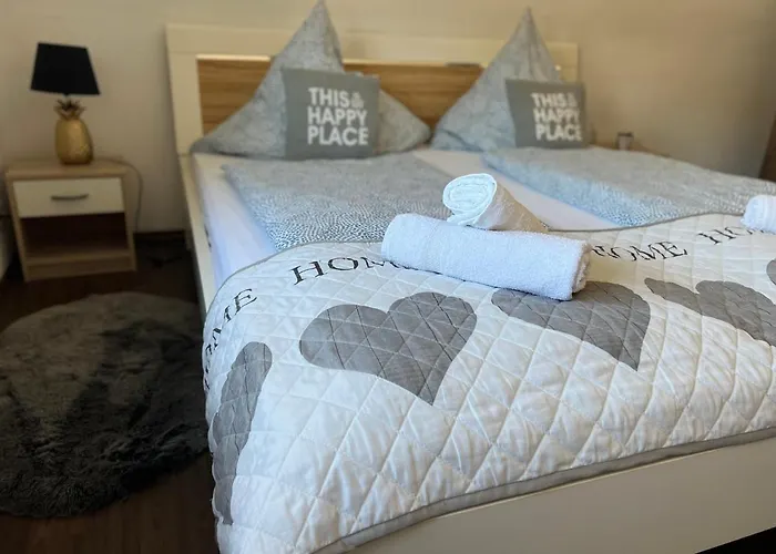 Schoene 3 Апартаменты Обервезель