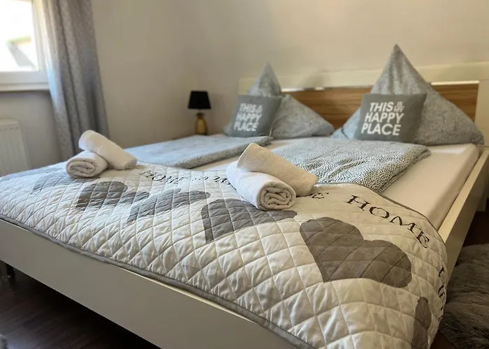 Schoene 3 Апартаменты Обервезель